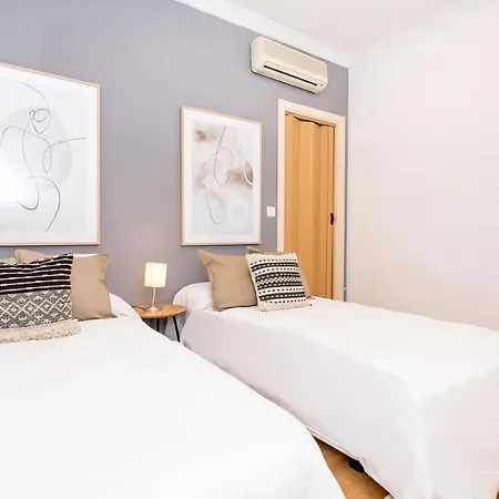 Bhost - Cinteria Apartment Málaga Buitenkant foto