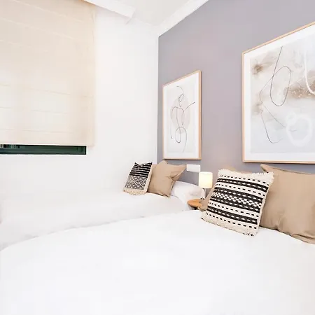 Bhost - Cinteria Apartment Málaga Buitenkant foto